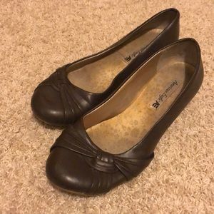 2 for $10 item... Brown Flats